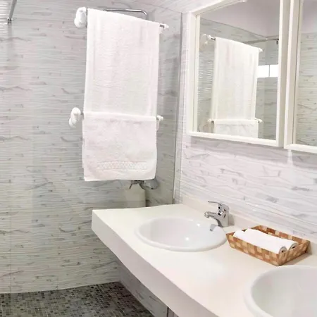 Apartamento Renovado Con Gran Terraza, Wi-fi Rapido, Tv Satelite - Es-347-10 Appartement *